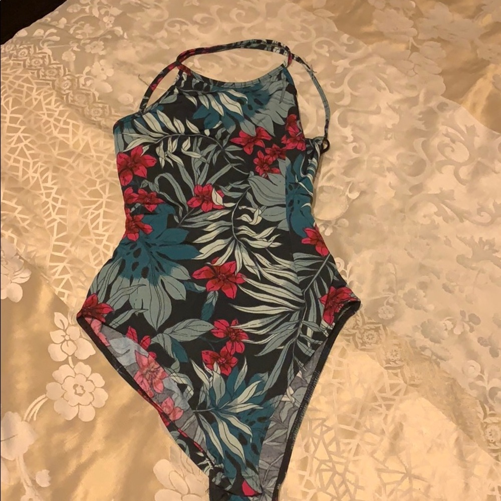 Bathing suit